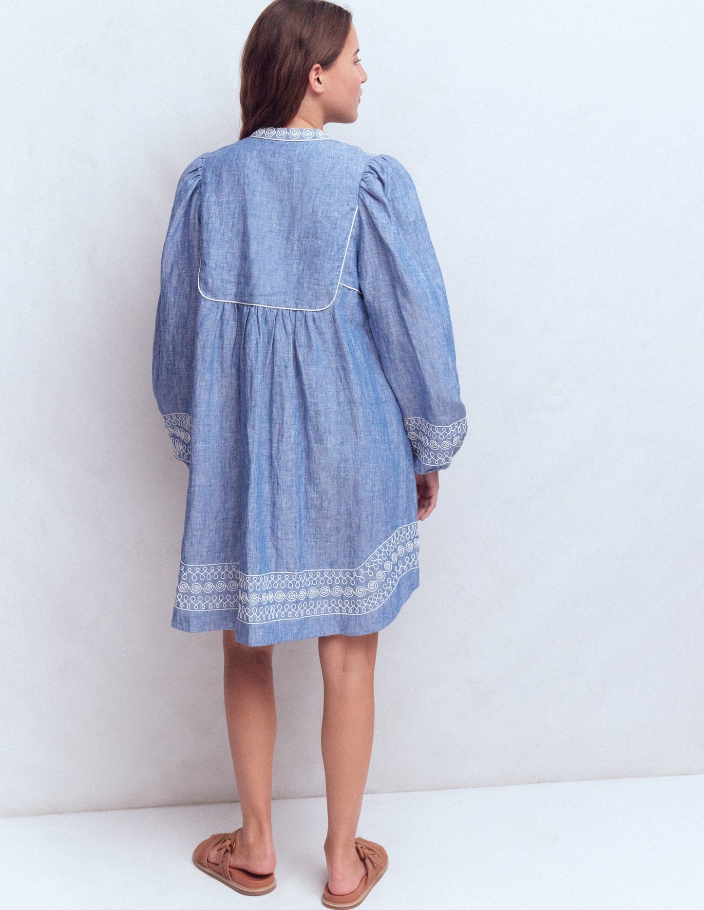 Robe Pia en Lin Avec Empiècement à Pampilles - Broderie chambray